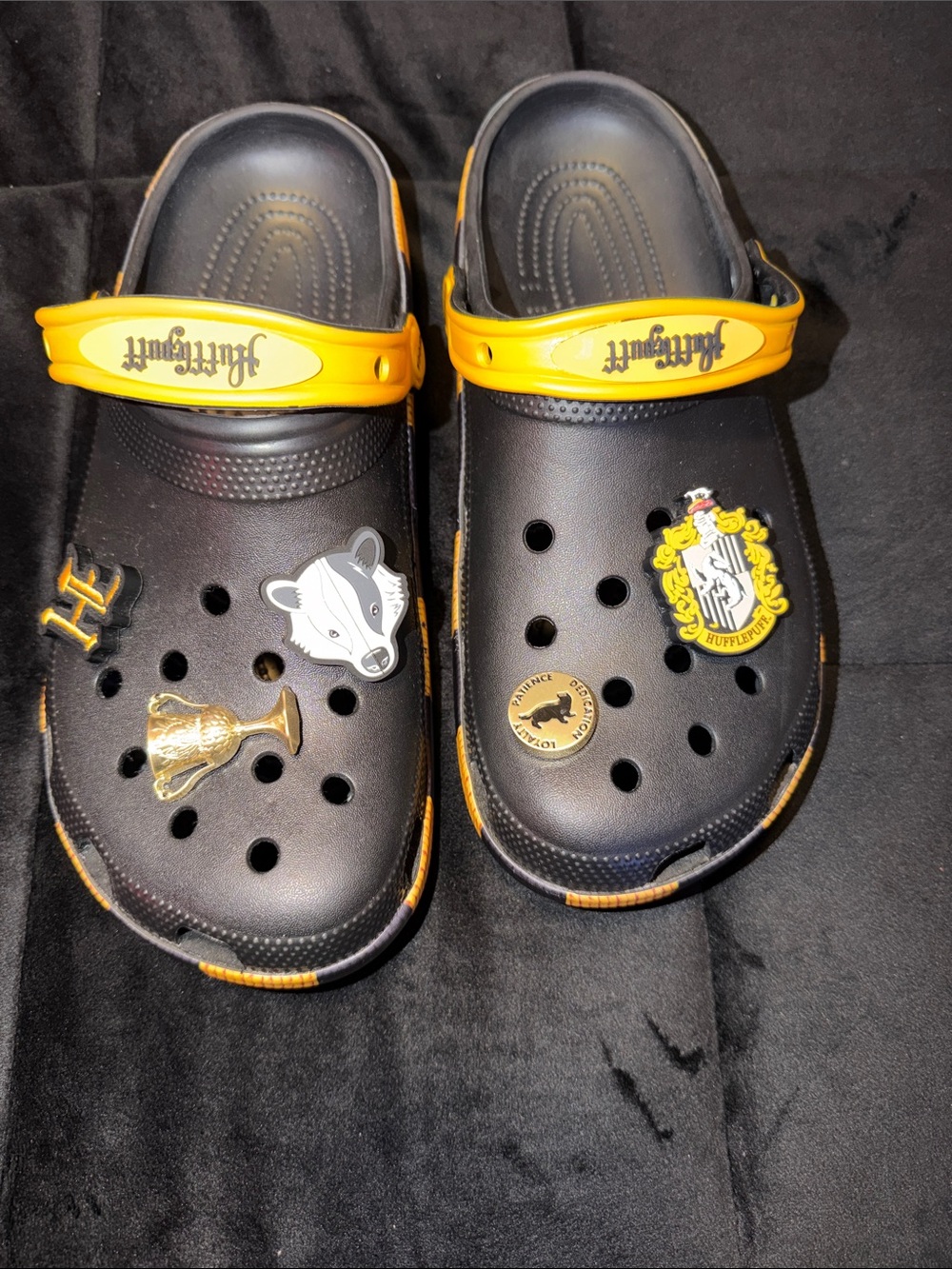 Hufflepuff Black & Yellow men’s crocs